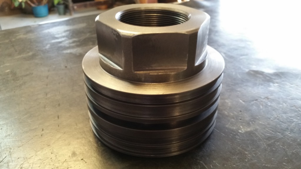 nut-integrated-with-piston